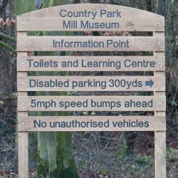 country park tiered signage