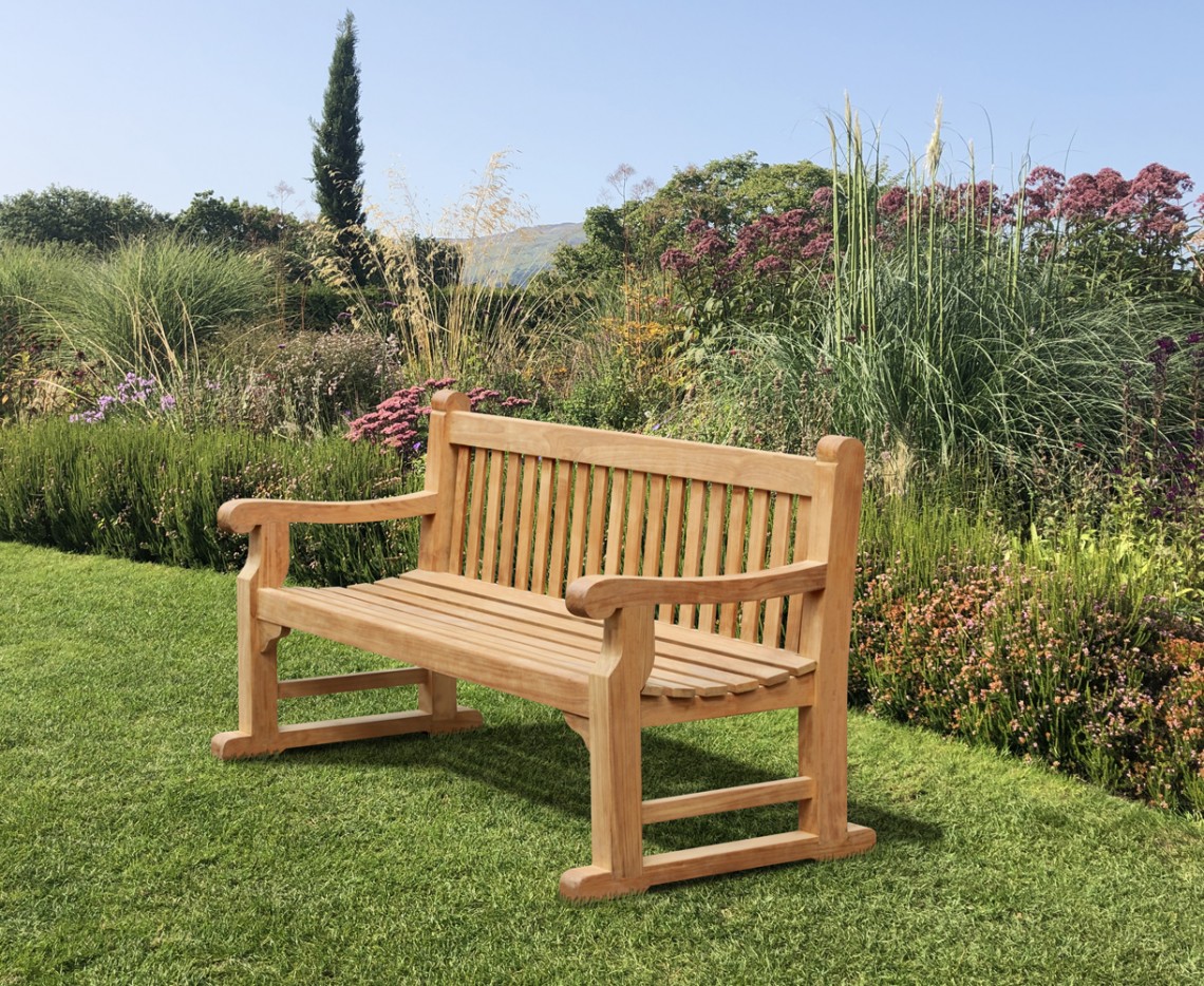 richmond hand carved memorial bench